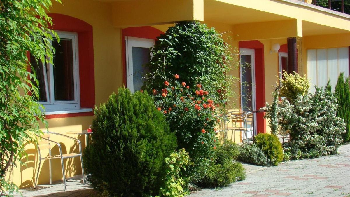 Penzion Areal Zamma Rožňava Exteriér fotografie